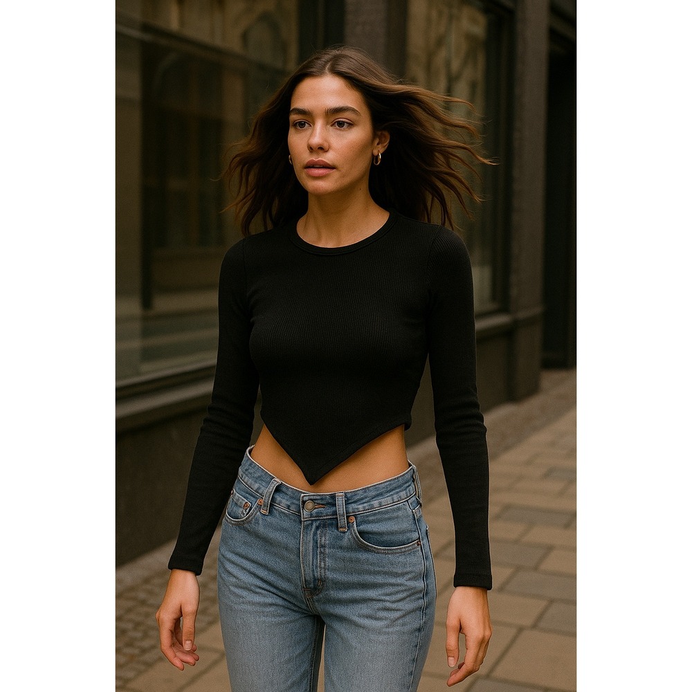 Black Long Sleeve Ribbed Sharkbite Hem Sm Top–Y2K / Model‎ Off Duty / Minimalist